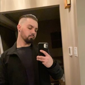 Meet your Posher, Adriano